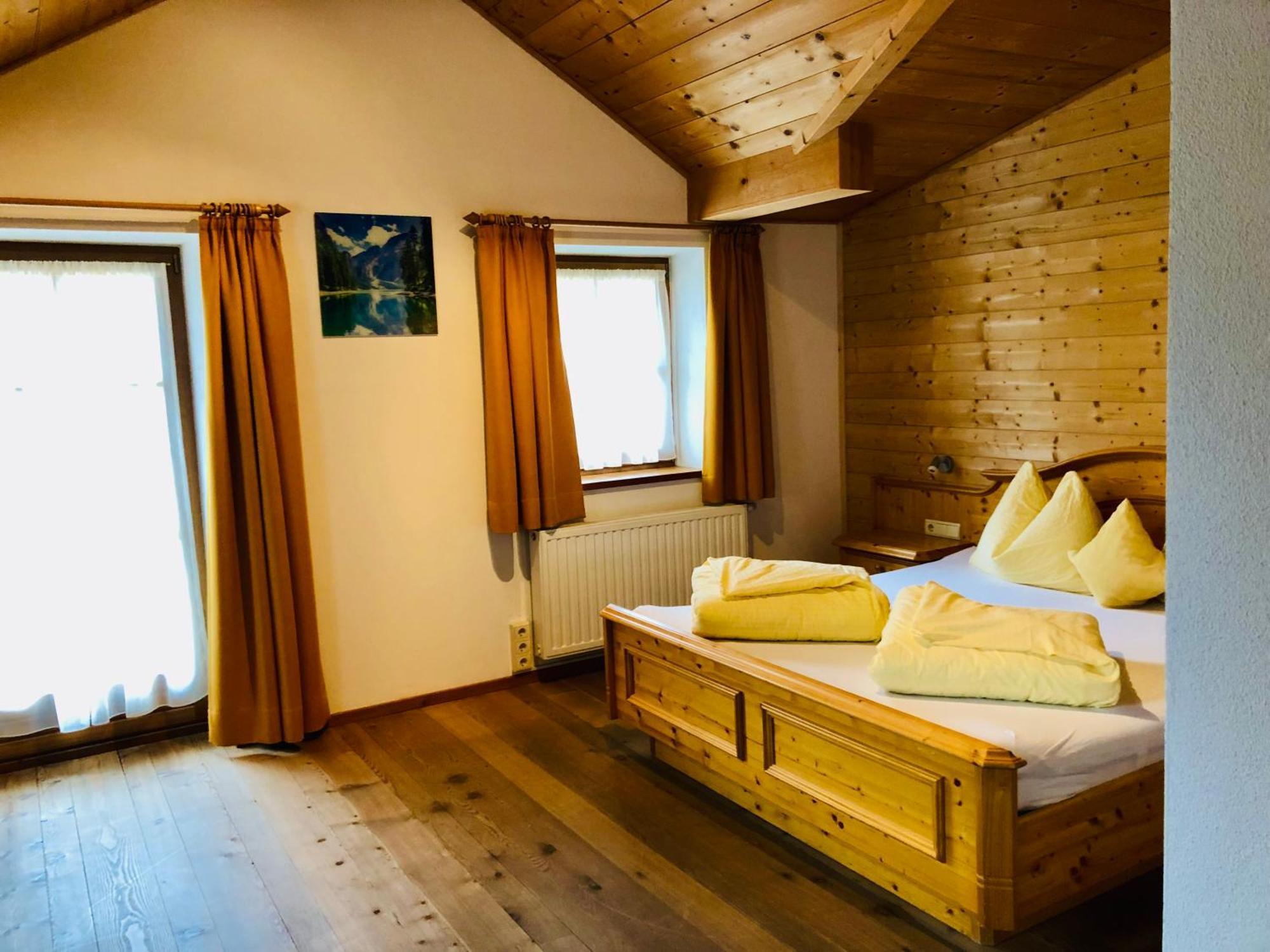 Speckstube Eggerhof Villa Braies  Kültér fotó