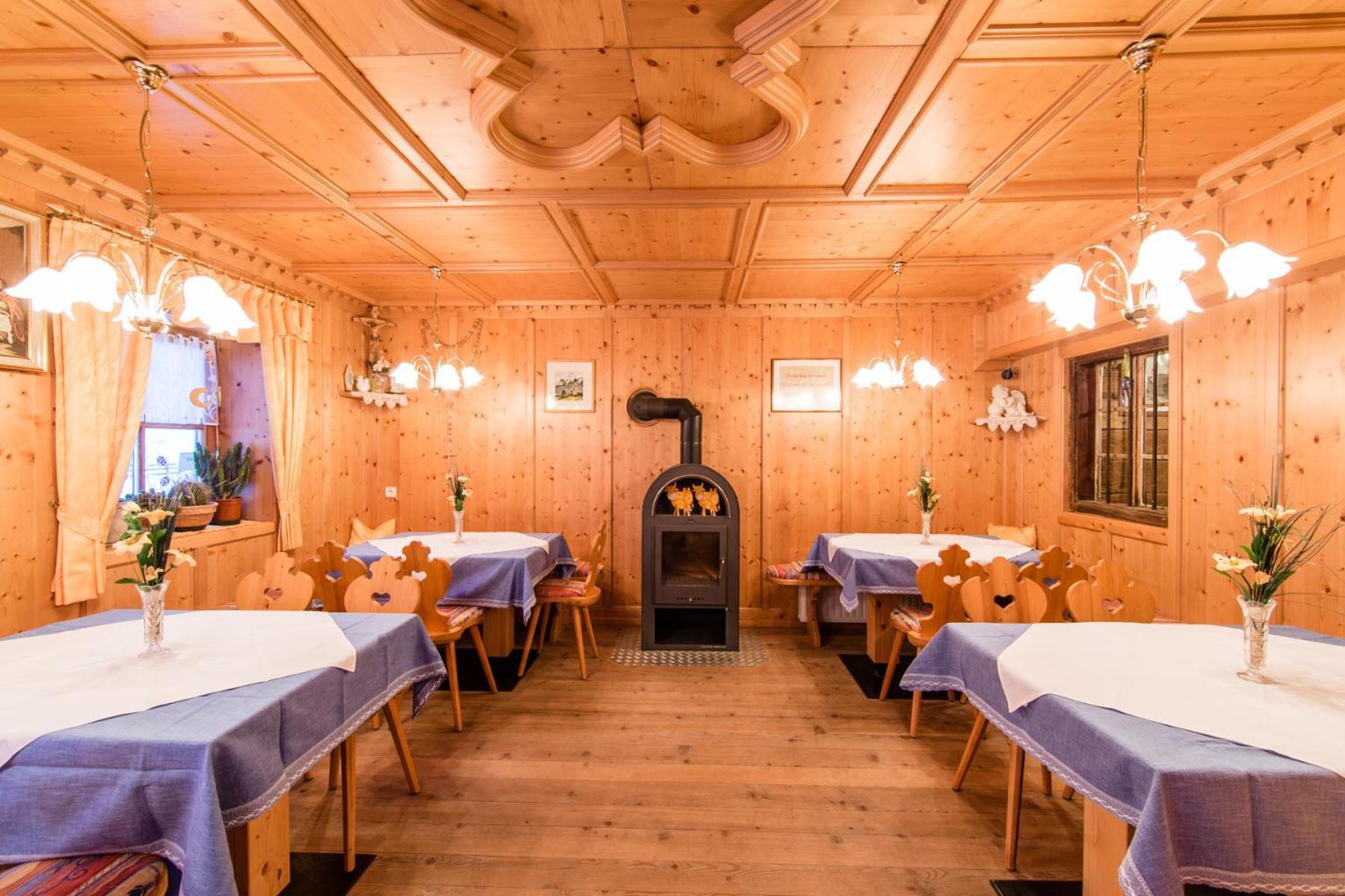 Speckstube Eggerhof Villa Braies  Kültér fotó