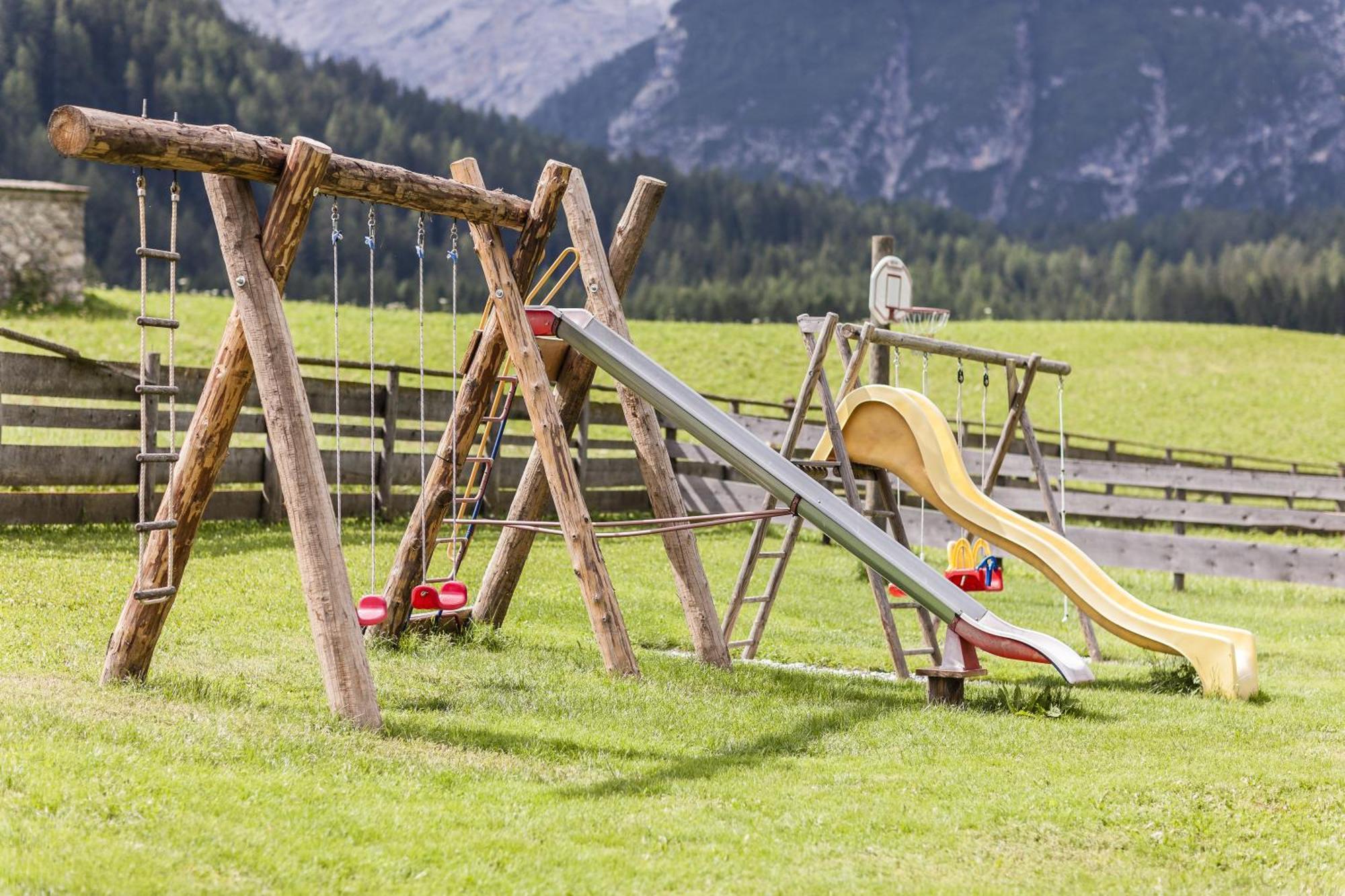 Speckstube Eggerhof Villa Braies  Kültér fotó